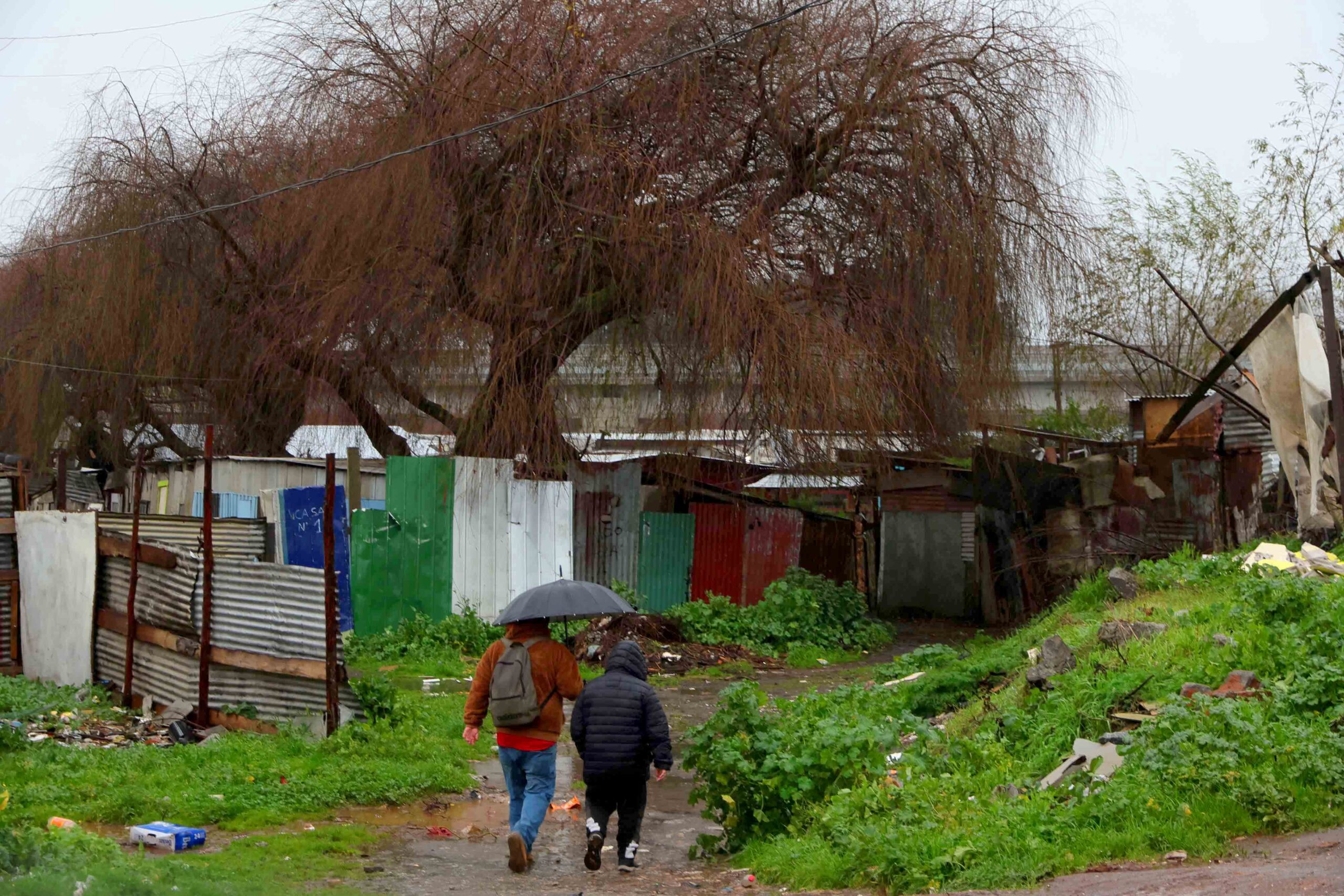 Terrenos tomados: familias en proceso habitacional podrán acceder a subsidio para facilitar su salida