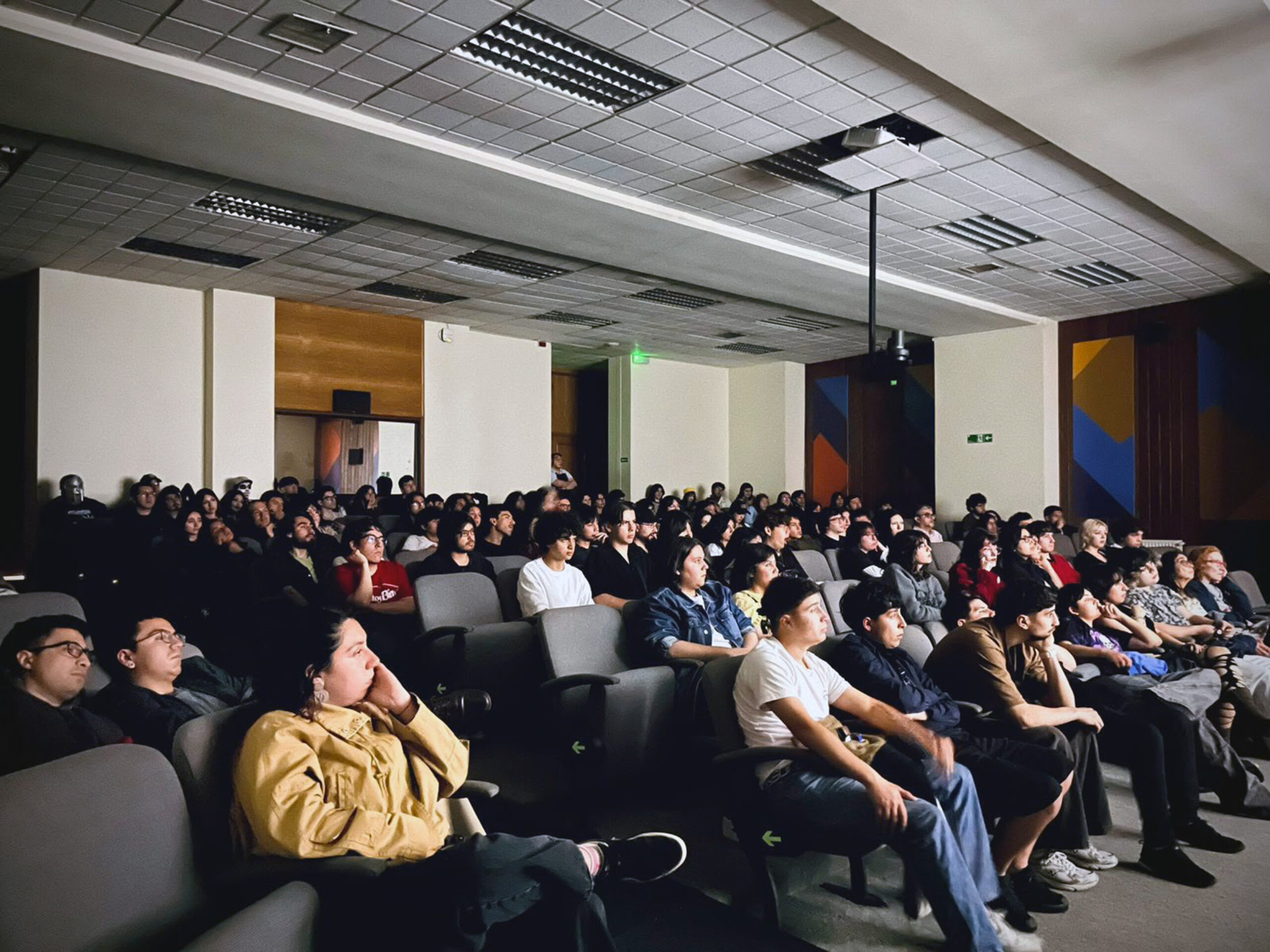 Para compartir y debatir: la historia detrás de los cineclubes penquistas