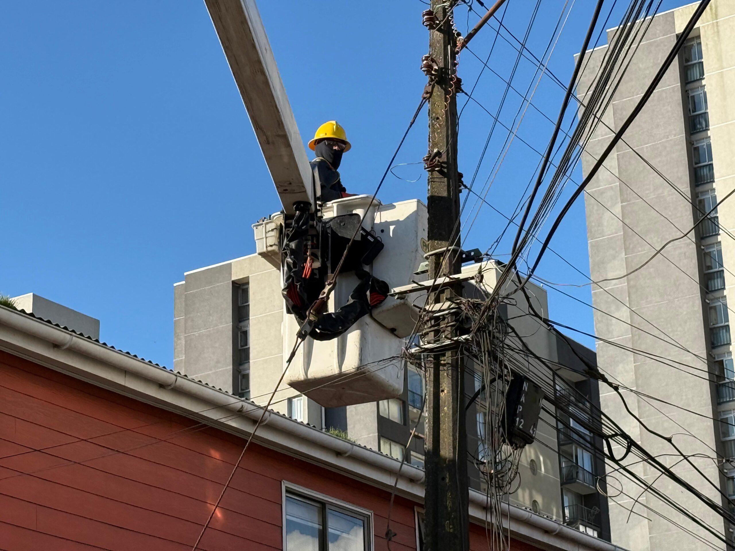 Seremi de Energía del Biobío llama a reportar cortes de suministro eléctrico a través de canales oficiales