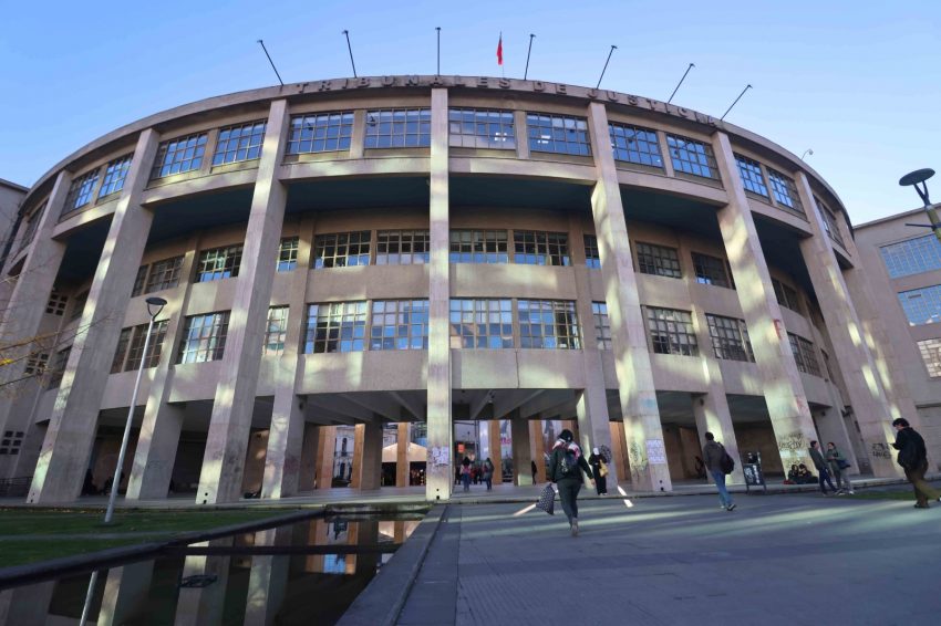 Justicia ratificó expulsión de alumno que publicó imágenes con IA alusivas a tiroteo en campus universitario