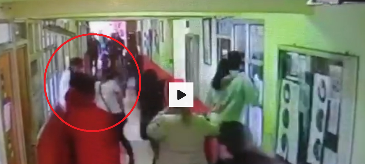 Mujer acusada de ataque con cuchillo a docente alega inocencia expuso video clave y dictamen será hoy