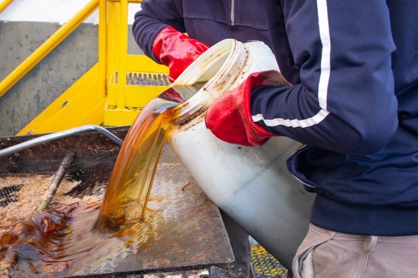 Chile recicla entre un 9% y un 12% del aceite usado al año: estudio plantea su aprovechamiento energético