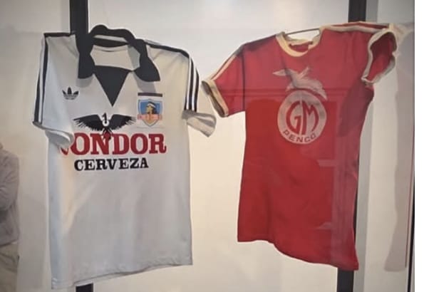 Homenajean a exjugador de Colo-Colo en el Museo de la Loza en Penco