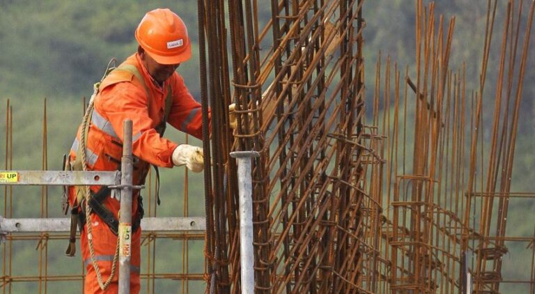 Propuesta de las 52 horas: qué cambia realmente y por qué no implica aumentar la jornada laboral