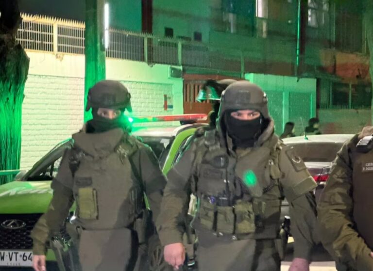 MUERE CARABINERO de franco tras ser BALEADO en la CABEZA durante ASALTO