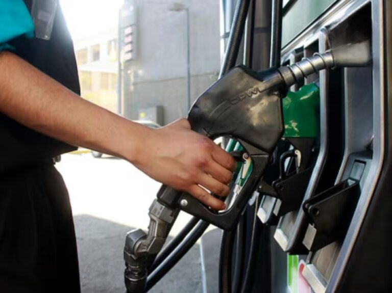 Combustibles SUBIRÁN de PRECIO: BENCINAS y DIÉSEL tendrá NUEVA ALZA por LITRO