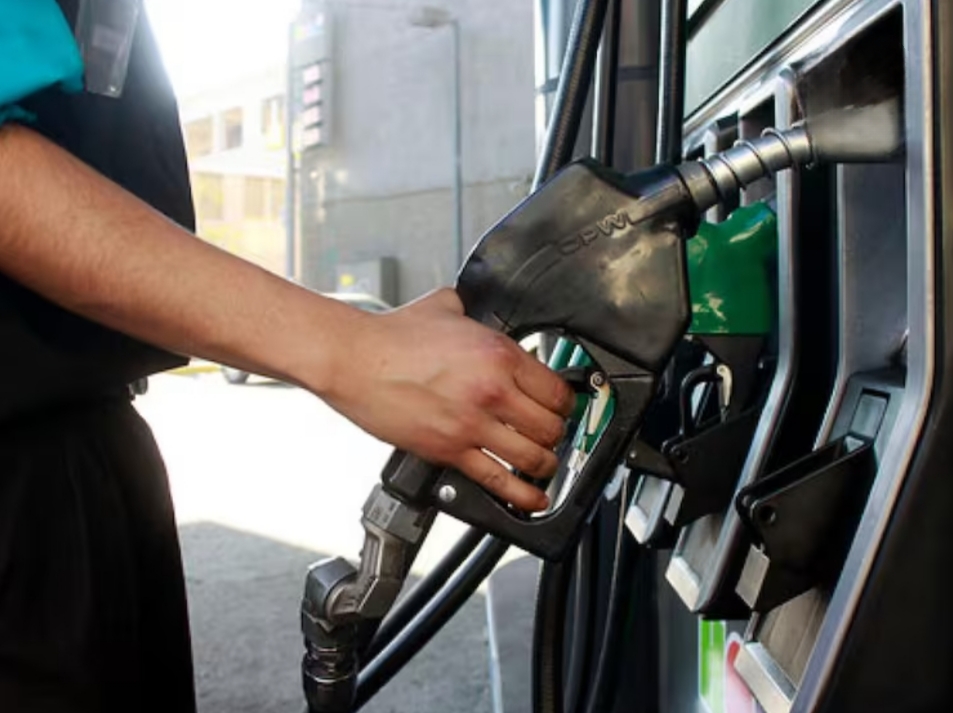 Combustibles SUBIRÁN de PRECIO: BENCINAS y DIÉSEL tendrá NUEVA ALZA por LITRO