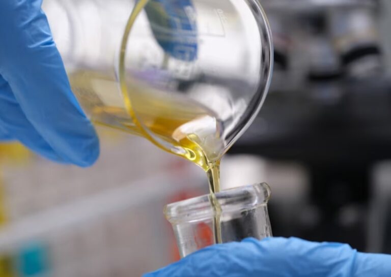 Aduanas INCAUTA POTENCIADORES SEXUALES y descubre MEDICAMENTOS no declarados