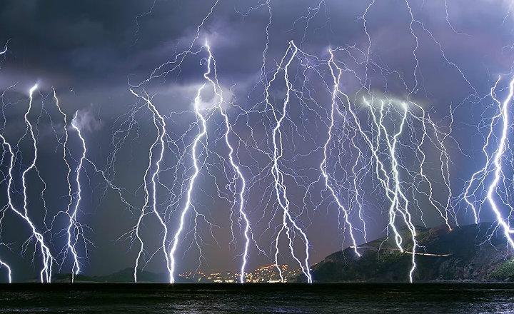 Las regiones donde se esperan tormentas eléctricas durante la tarde-noche de este lunes